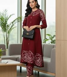 Women Floral Printed Regular Pure Cotton Kurta with Trousers