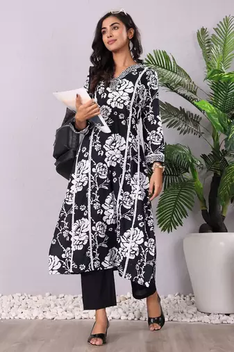 Floral Printed V-Neck Panelled Pure Cotton A-Line Kurta With Trouser