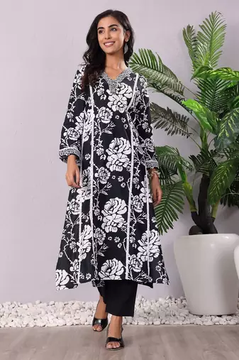 Floral Printed V-Neck Panelled Pure Cotton A-Line Kurta With Trouser