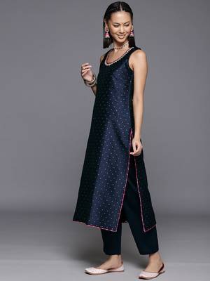 Women Self Design Kurta with Trousers & Dupatta. 6