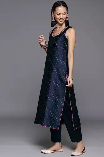 Women Self Design Kurta with Trousers & Dupatta.