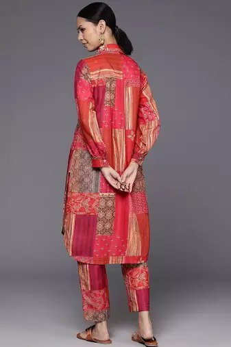 Women Printed Shirt Collar Straight Kurta With Trousers