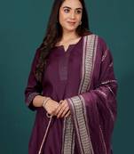 Women Regular Kurta with Trousers & With Dupatta