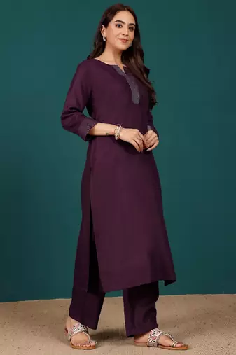Women Regular Kurta with Trousers & With Dupatta