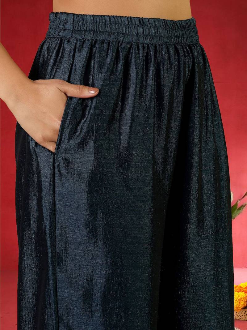 Women Ethnic Motifs Embroidered Kurta with Palazzo