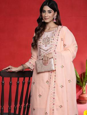 Women Embroidered Regular Thread Work Pure Cotton Kurta with Trousers & Dupatta 3