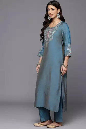 Women Ethnic Motifs Embroidered Regular Mirror Work Kurta with Trousers & With Dupatta
