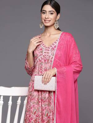 Women Floral Printed Empire Pure Cotton Kurta with Trousers & With Dupatta 2
