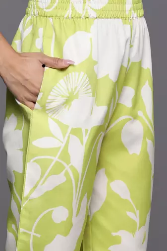 Floral Printed Halter Neck Sleeveless Regular Kurta With Trousers