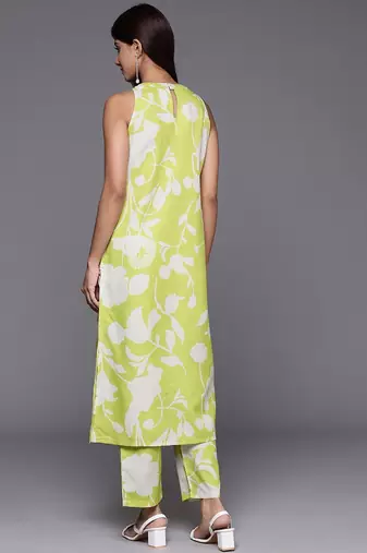 Floral Printed Halter Neck Sleeveless Regular Kurta With Trousers