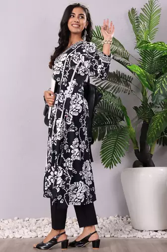 Floral Printed V-Neck Pure Cotton Kurta With Trousers