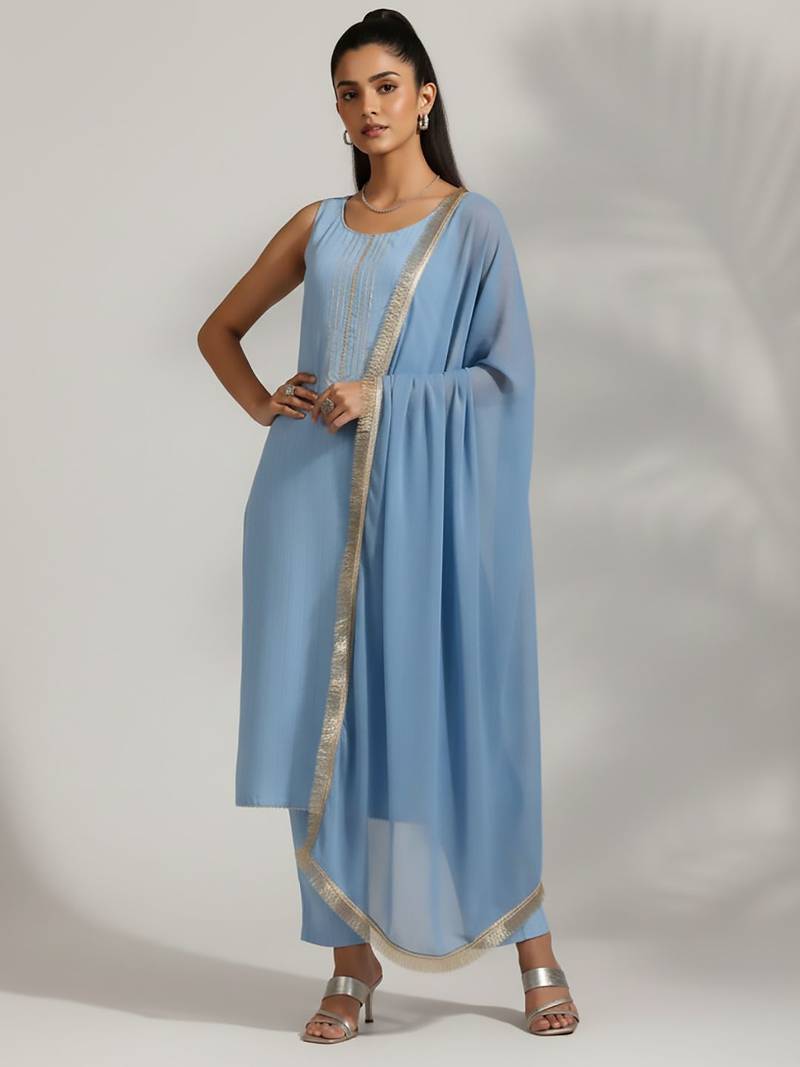 Women Regular Thread Work Silk Crepe Kurta with Trousers & With Dupatta