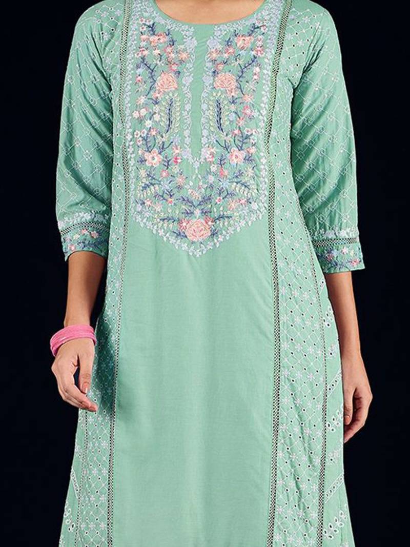 Women Floral Embroidered Cotton Kurta with Trousers & Dupatta