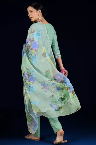 Women Floral Embroidered Cotton Kurta with Trousers & Dupatta