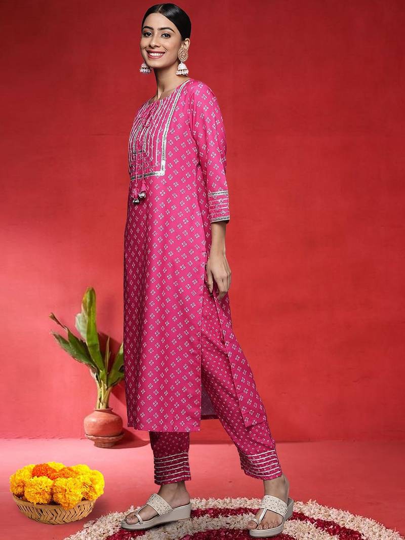 Women Bandhani Printed Round Neck Zari Kurta with Trousers & With Dupatta