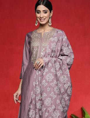 Women Ethnic Motifs Embroidered Regular Gotta Patti Kurta with Trousers & Dupatta 2