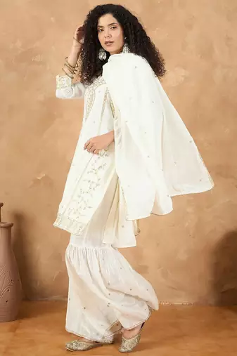 Women Ethnic Motifs Embroidered Regular Kurta & Sharara With Dupatta