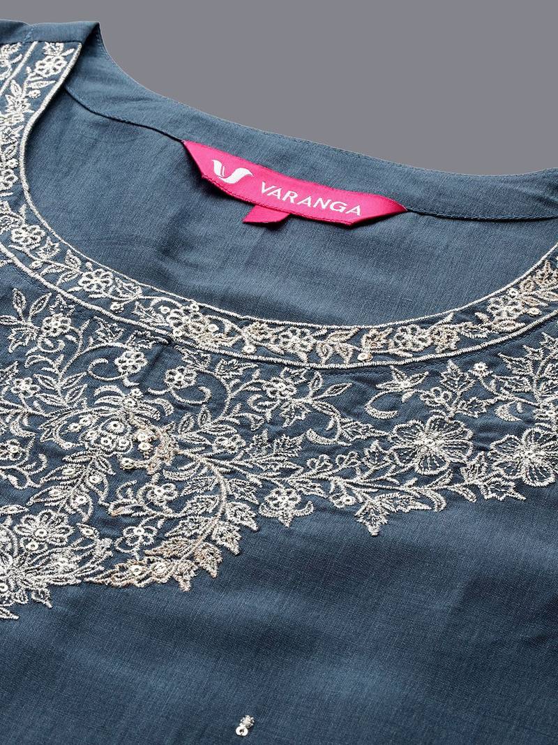 Women Floral Embroidered Regular Kurta Trousers With Dupatta