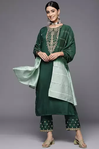 Floral Yoke Design Sequinned Kurta With Trousers & Dupatta