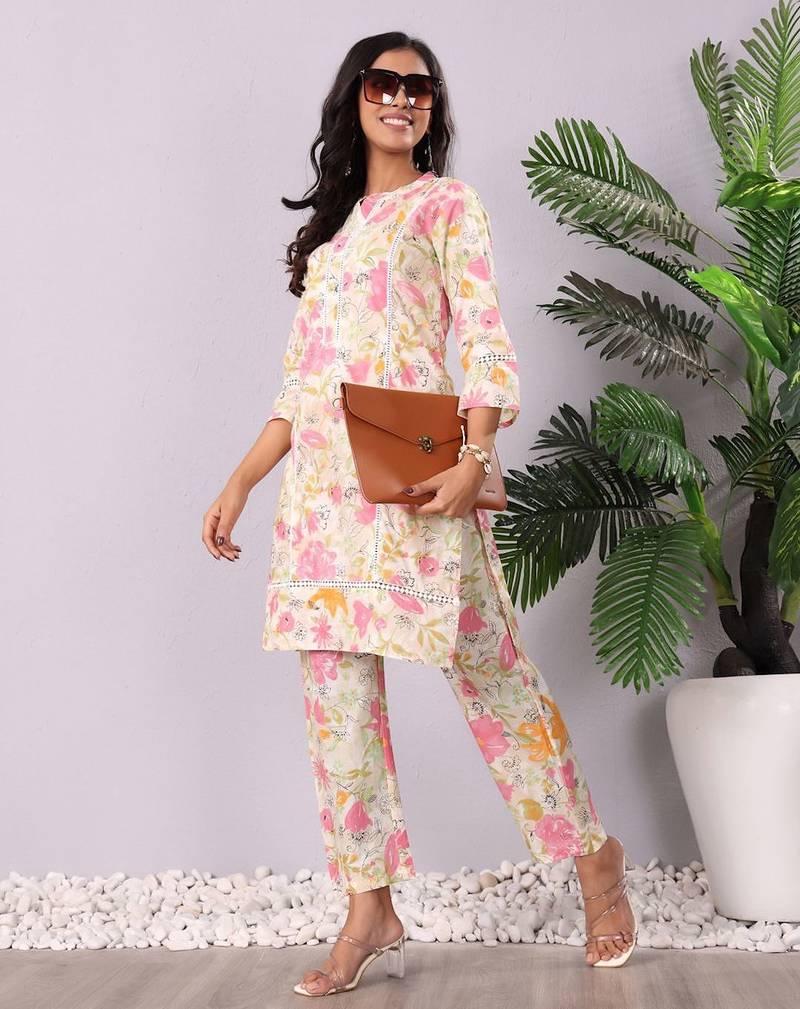 Off White Floral Printed Panelled Pure Cotton Straight Kurta With Trouser