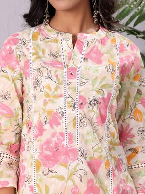 Off White Floral Printed Panelled Pure Cotton Straight Kurta With Trouser 3