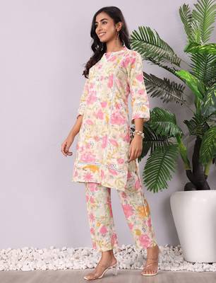 Off White Floral Printed Panelled Pure Cotton Straight Kurta With Trouser 4