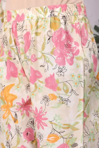 Off White Floral Printed Panelled Pure Cotton Straight Kurta With Trouser