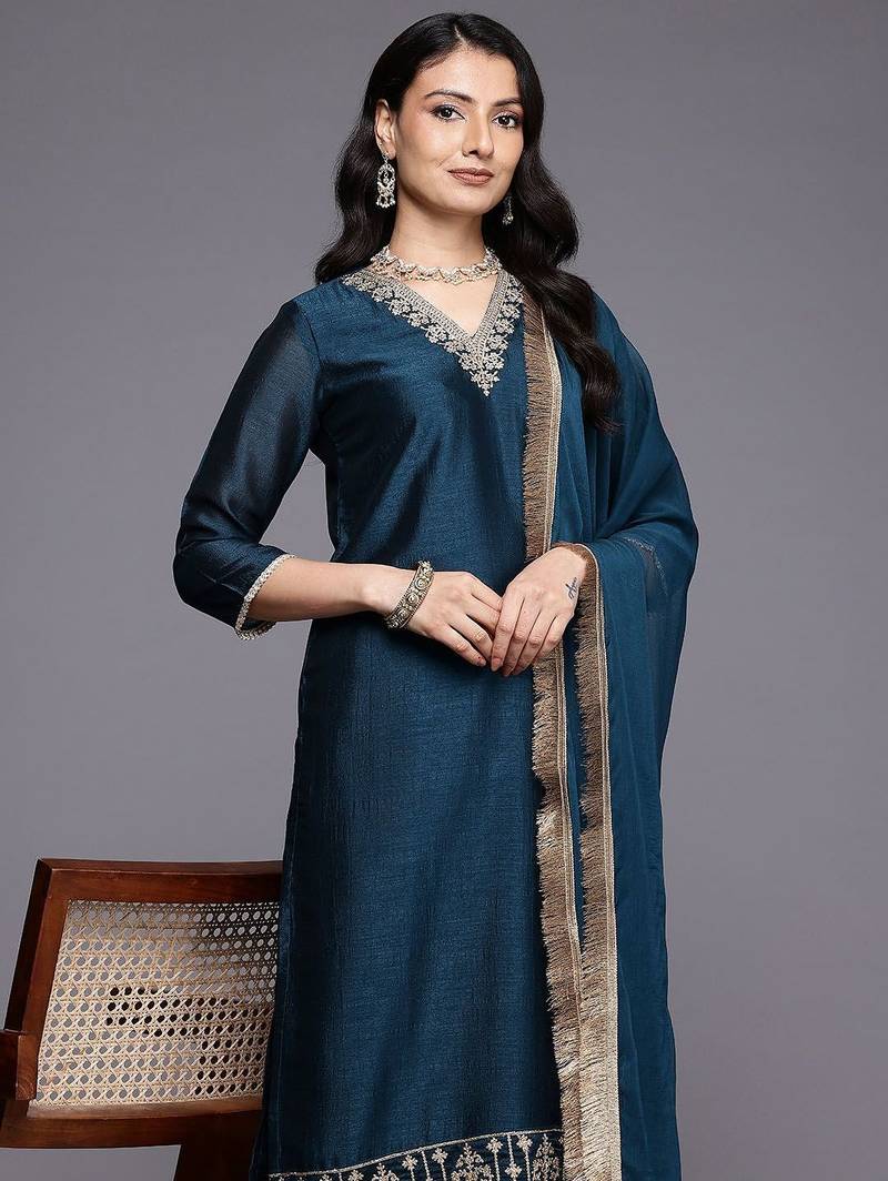 Blue Floral Embroidered V-Neck Regular Straight Kurta With Palazzo With Dupatta
