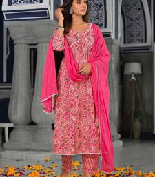 Women Floral Printed Pleated Pure Cotton Kurta with Trousers & With Dupatta