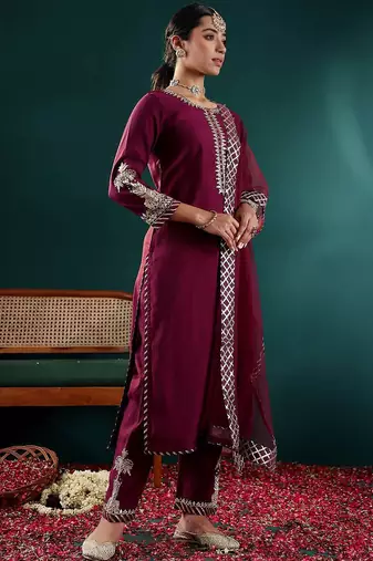 Women Ethnic Motifs Embroidered Regular Thread Work Kurta with Trousers & With Dupatta