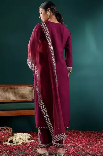 Women Ethnic Motifs Embroidered Regular Thread Work Kurta with Trousers & With Dupatta