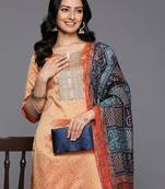 Jacquard Zari Kurta with Trousers & With Dupatta