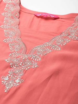 Floral Embroidered Sequinned Kurta with Trousers & Dupatta 2