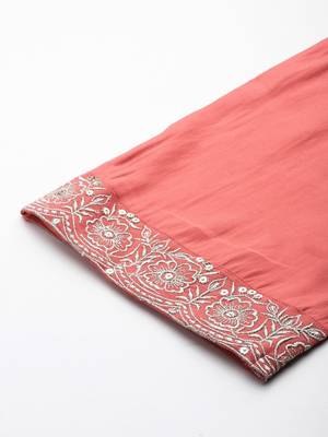 Floral Embroidered Sequinned Kurta with Trousers & Dupatta 7