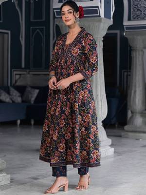 Floral Printed & Sequinned Pure Cotton Anarkali Kurta With Trouser & Dupatta 3