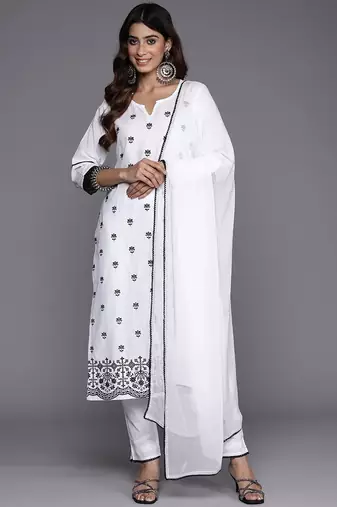 Floral Embroidered Thread Work Pure Cotton Kurta with Trousers & Dupatta