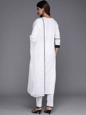 Floral Embroidered Thread Work Pure Cotton Kurta with Trousers & Dupatta 7