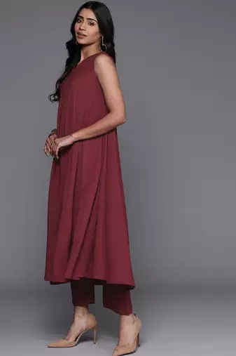 Pleated Silk Crepe Kurta with Trousers