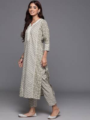 Floral Printed Pure Cotton Anarkali Kurta with Trousers 4