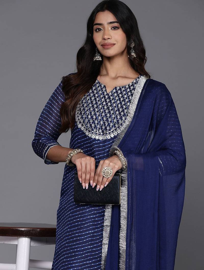 Women Yoke Design Regular Kurta with Trousers & With Dupatta