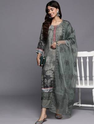 Women Floral Print Regular Thread Work Kurta with Trousers & Dupatta 7