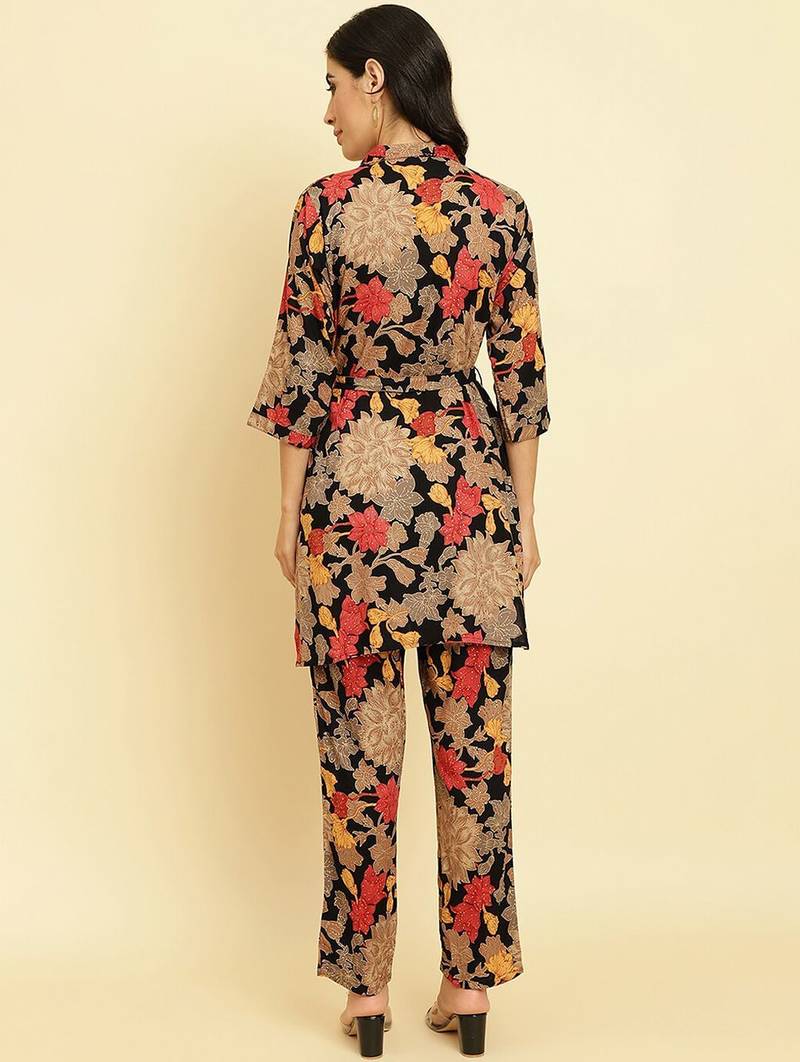 Shirt Collar Floral Printed Tie-Ups Regular Kurta with Trousers