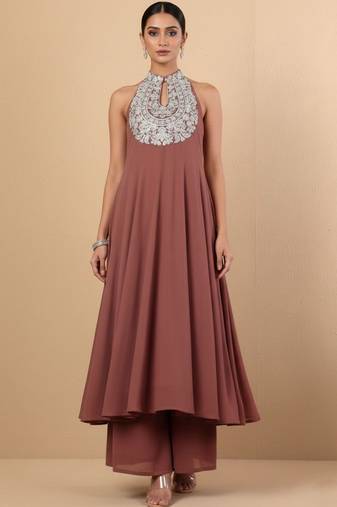 Women Ethnic Motifs Embroidered Regular Thread Work Silk Georgette Kurta with Trousers