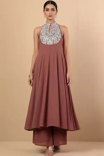 Women Ethnic Motifs Embroidered Regular Thread Work Silk Georgette Kurta with Trousers