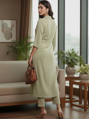 Women Regular Silk Crepe Kurta with Trousers 3