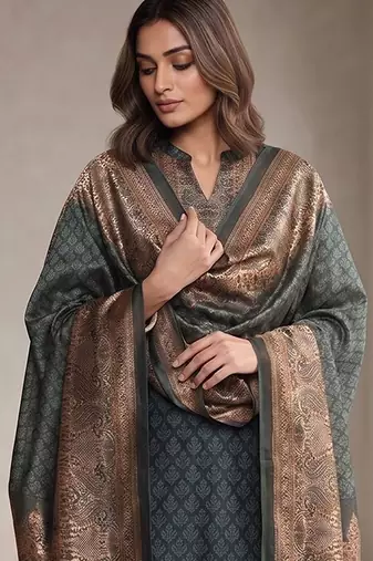 Women Ethnic Motifs Printed Regular Chanderi Silk Kurta with Trousers & With Dupatta