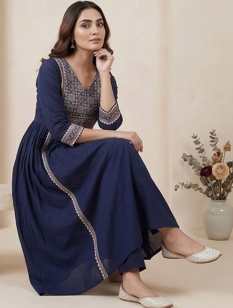 Women Ethnic Motifs Embroidered Panelled Thread Work Kurta with Trousers