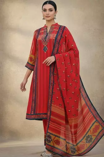 Women Ethnic Motifs Printed Regular Kurta with Trousers & With Dupatta