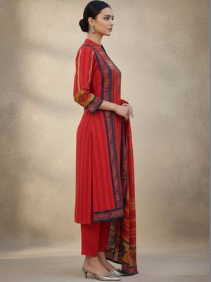 Women Ethnic Motifs Printed Regular Kurta with Trousers & With Dupatta 3