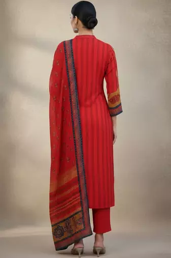 Women Ethnic Motifs Printed Regular Kurta with Trousers & With Dupatta
